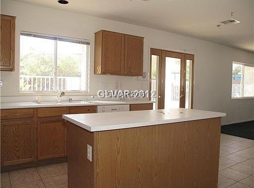 4th image of 4451 Sparkle Crest Ave #0