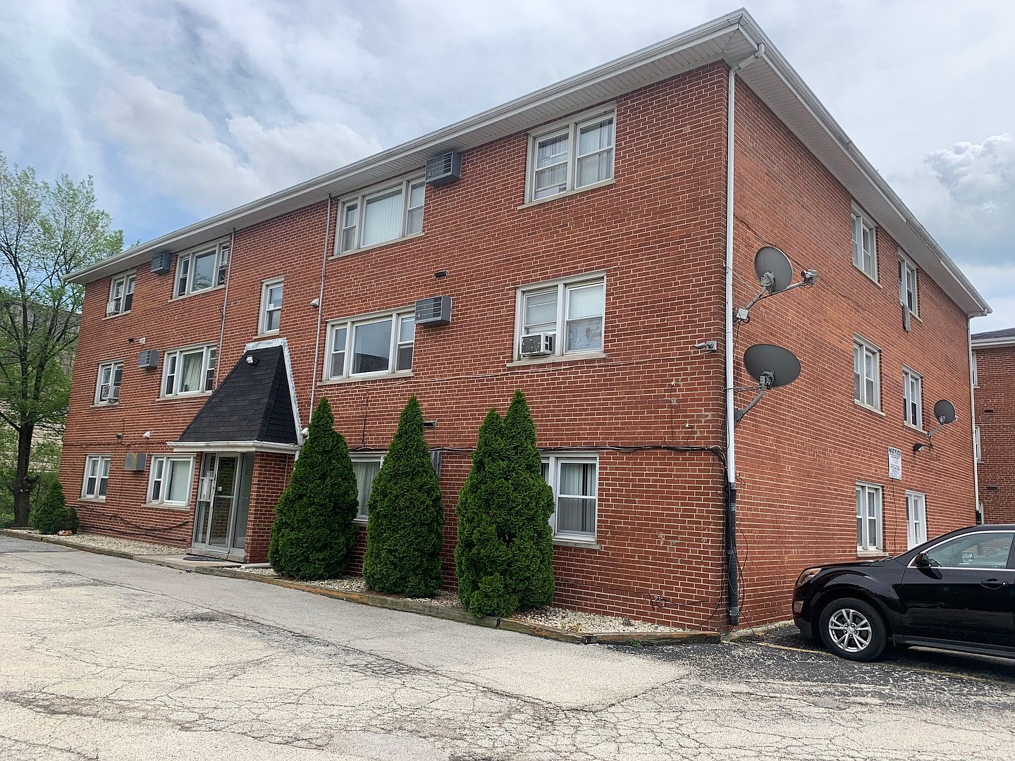 6708 107th St APT 1D, Chicago Ridge, IL 60415 | Zillow