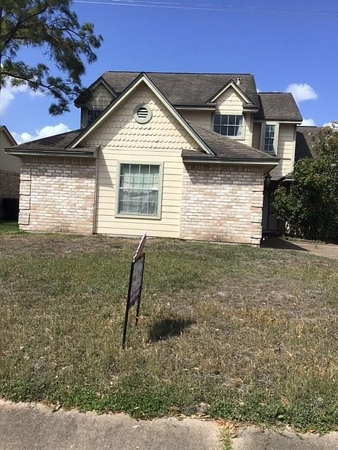 1st image of 12042 Spring Grove Dr