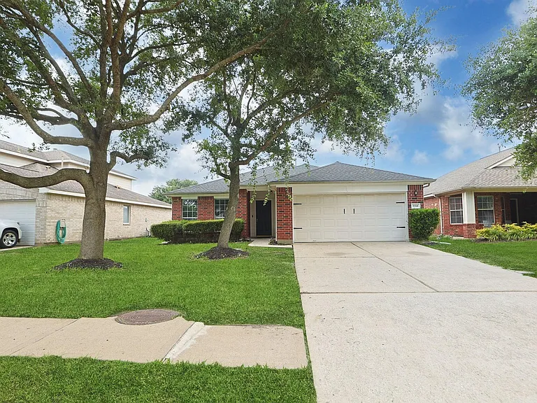 9318 Castlegap Dr — Photo 24