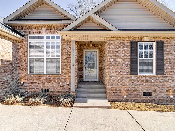 4th image of 414 Anthony Branch Dr