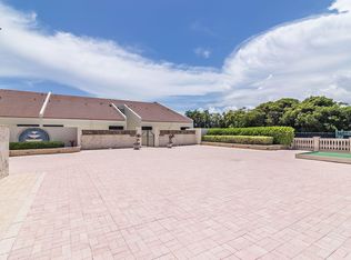 3962 N Ocean Dr #10, Riviera Beach, FL 33404