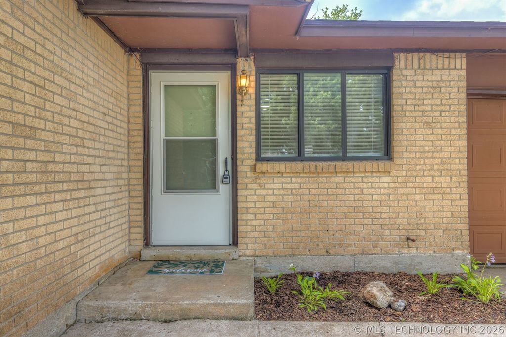 12152 E 21st Ct, Tulsa, OK - More