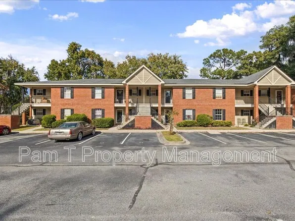 211 Edgewater Rd, Savannah, GA
