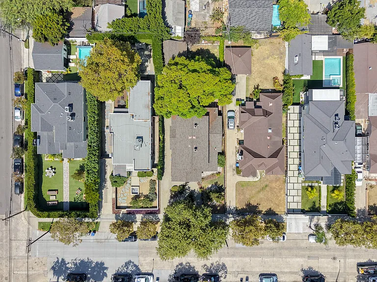 613 N Lucerne Blvd — Photo 10