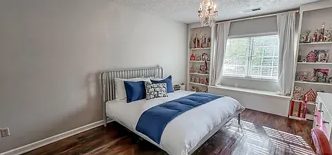 5712 Chester St — Photo 7