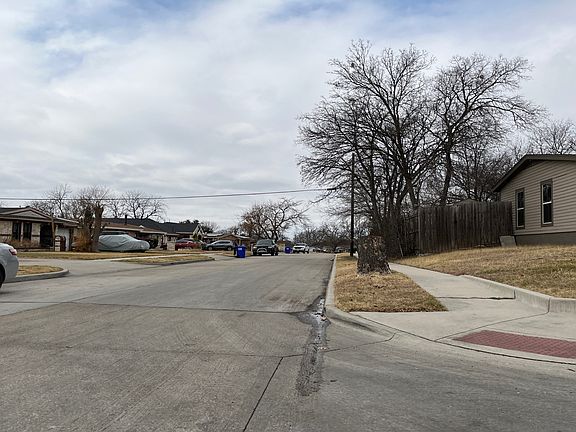 4th image of 2675 Wasina Dr