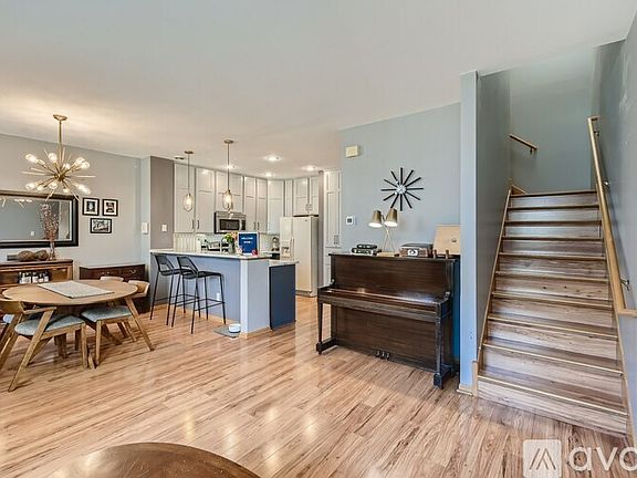 2nd image of 10991 Oak Grove Cir