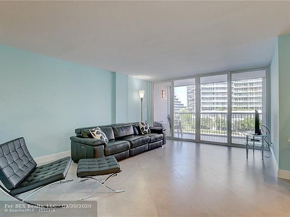 Home For Sale In White Egret