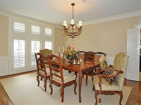 5th image of 2103 Forest Falls Dr