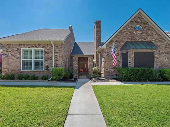 707 Walker St, Bryan, TX 77802