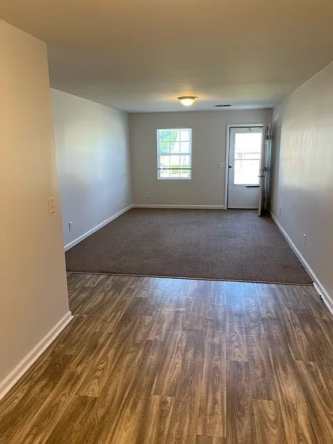 3 bed, 1.5 bath, 1100 sqft, $1,425 — Photo 4
