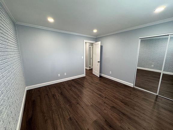 5th image of 241-13 Quinnipiac Ave #13C