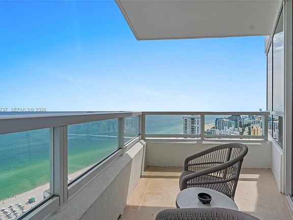 3rd image of 4401 Collins Ave #3202/3204