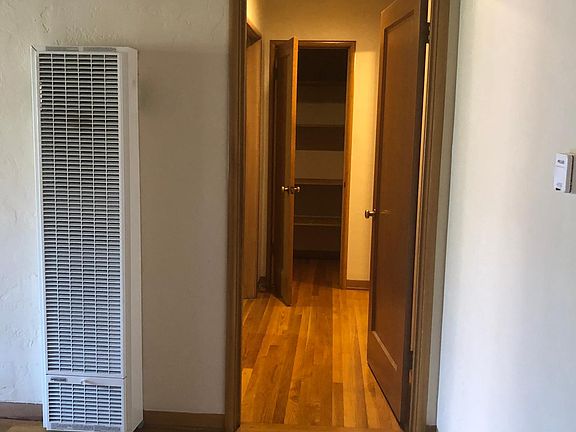 4th image of 30 Lester Ave