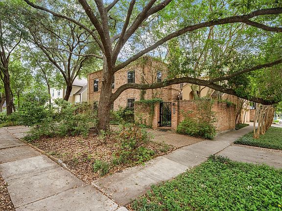 4th image of 2219 Dickey Pl
