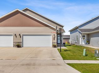 162 Pine Ave, Mapleton, ND 58059