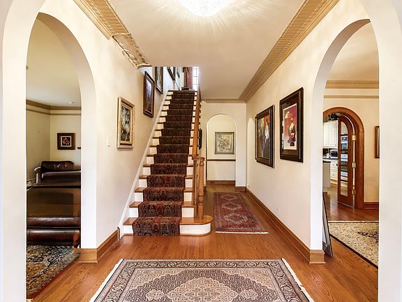 3rd image of 710 S Washington Ave