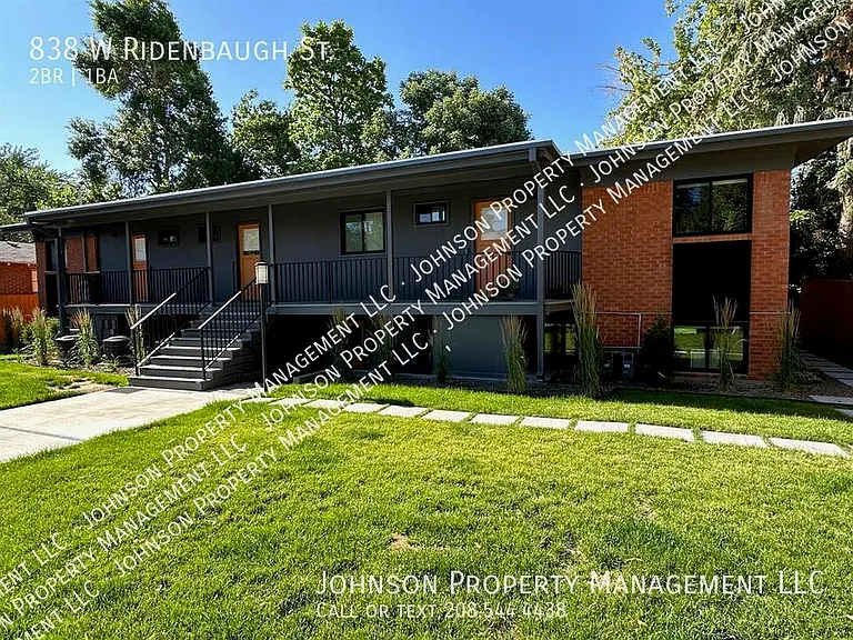 838 W Ridenbaugh St — Photo 3