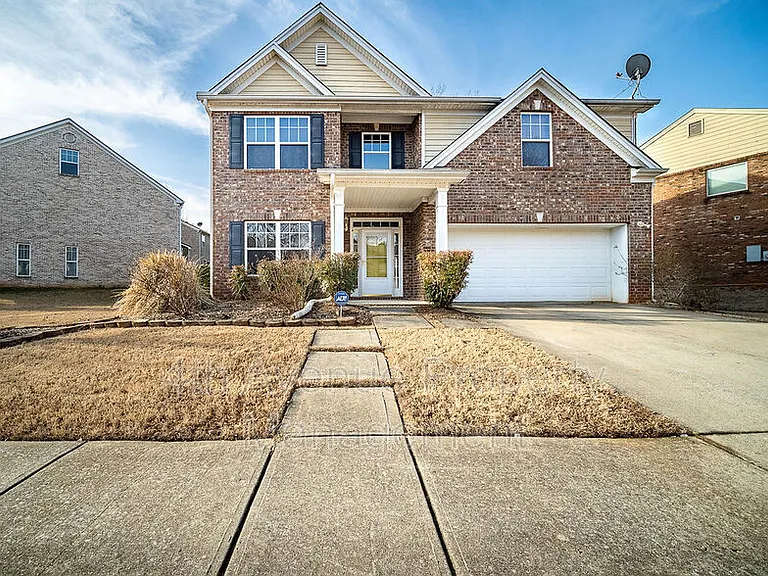 2437 Peach Shoals Cir — Photo 1