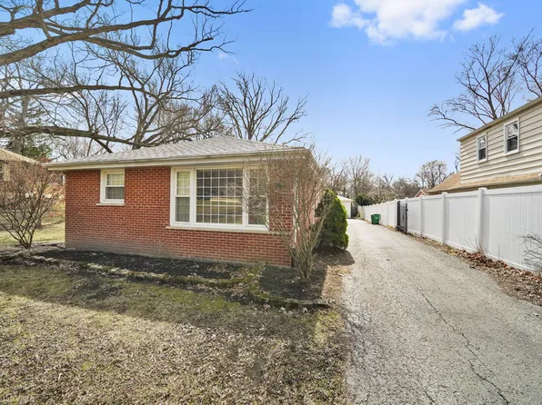 437 W Eugenia St, Lombard, IL 60148