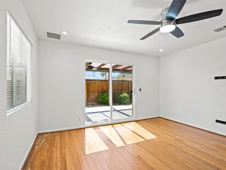 73425 San Nicholas Ave — Photo 22
