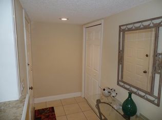 280 Racquet Club Rd APT 102, Fort Lauderdale, FL 33326
