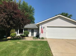 758 Wesley Dr, Berea, OH 44017