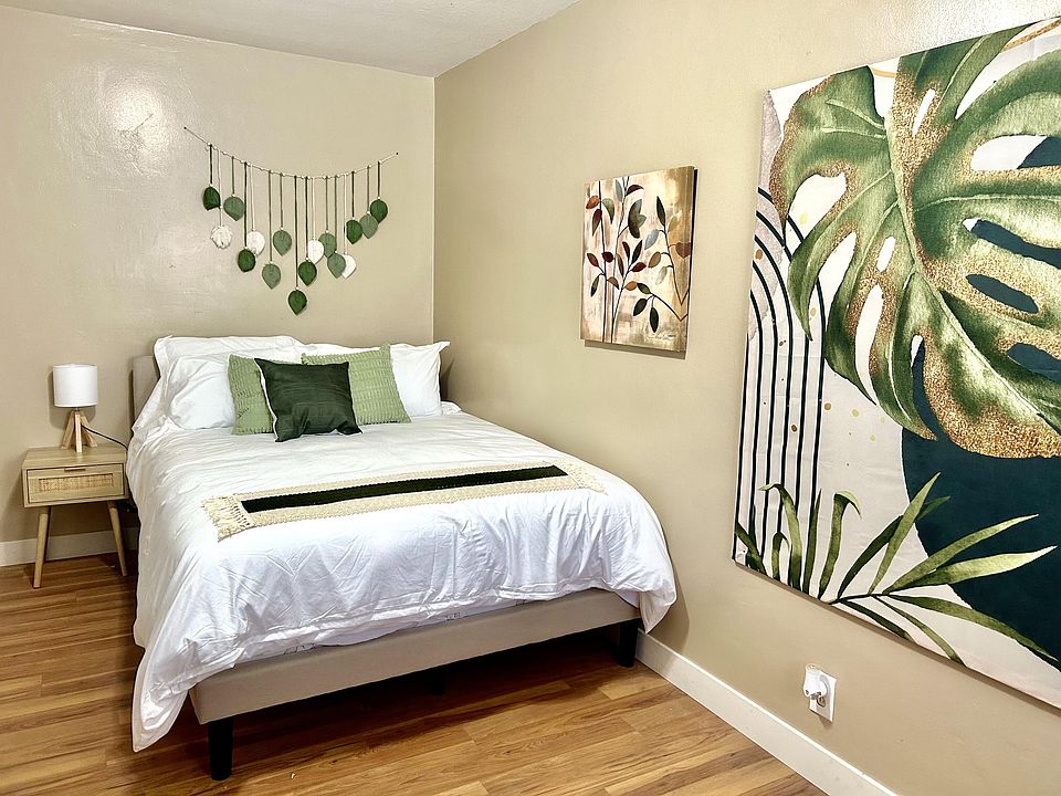 New Queen Bed, Desk, Dresser & Closet