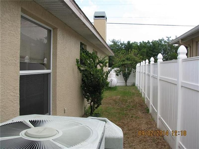 2nd image of 392 Wood Chuck Ave