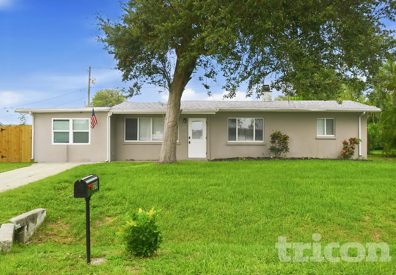 320 Rigel Rd Venice FL — Photo 1