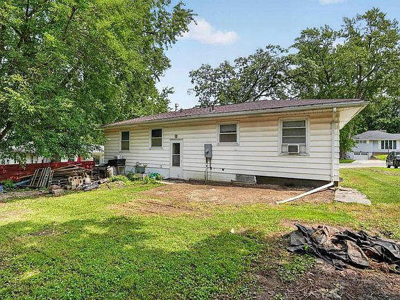 5th image of 1721 Belle Ave