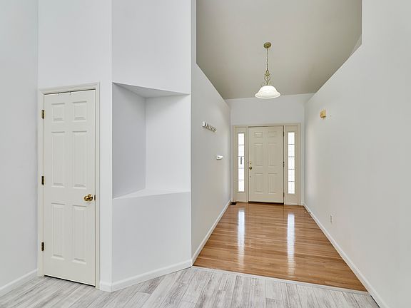 2nd image of 7073 Black Horse Dr