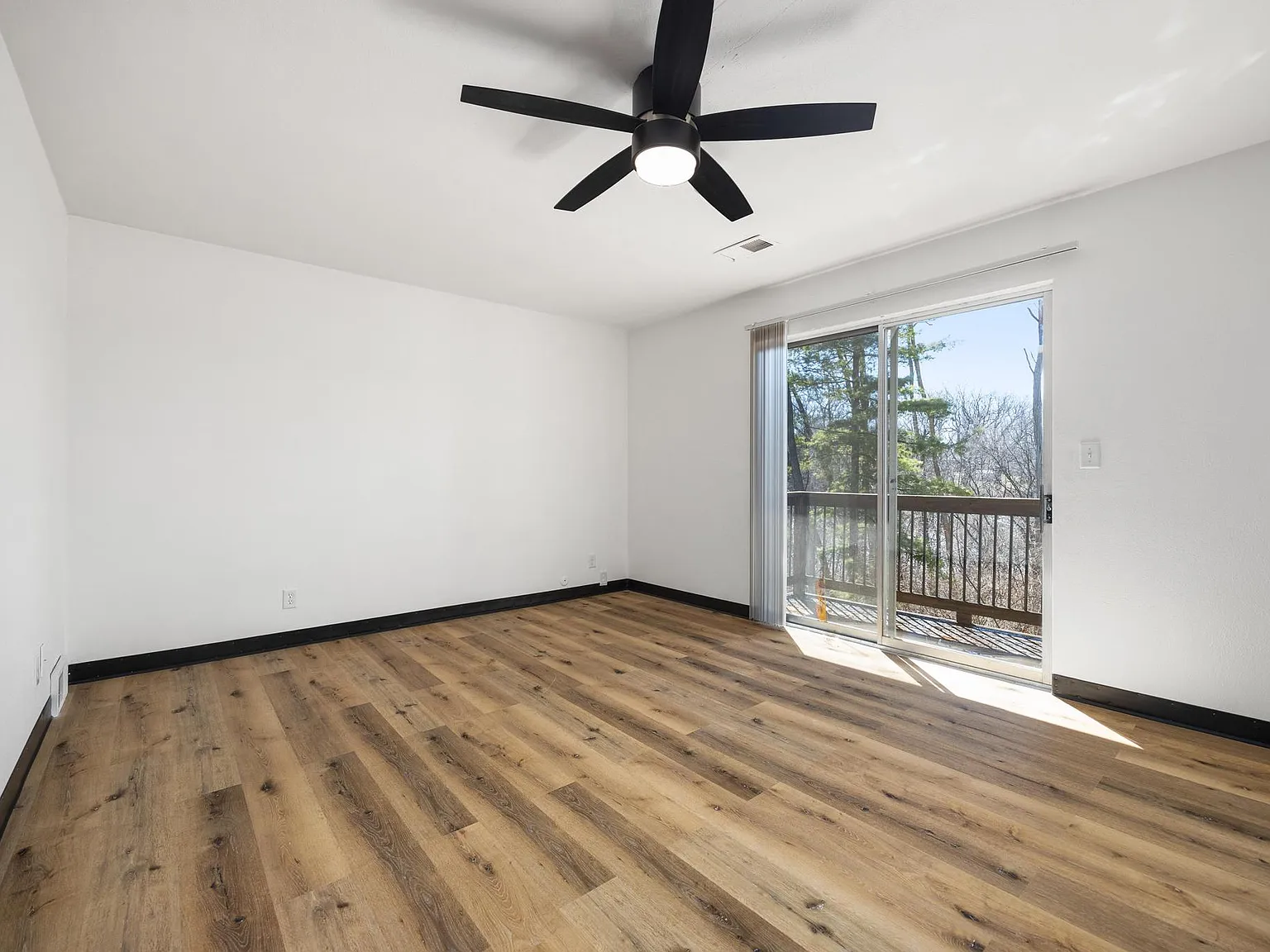 Forest Hills Apartments — Photo 1