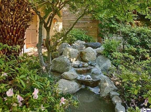 2nd image of 4630 Lone Pine Ln