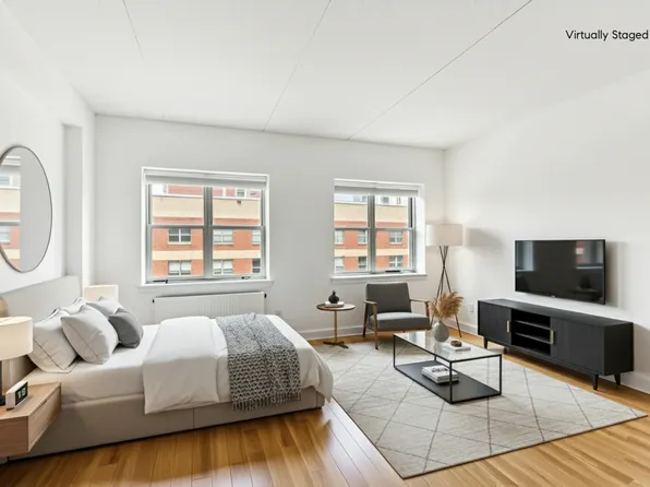 516 West 47th Street image 1 of 10