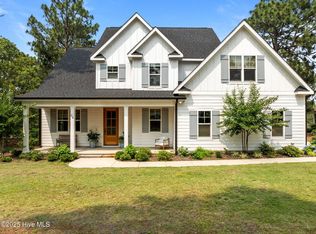 28 Kahkwa Trl, Pinehurst, NC 28374