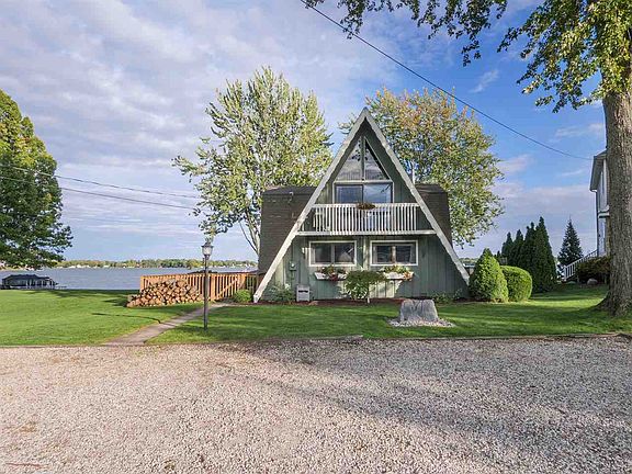 5th image of 105 Bedford Dr