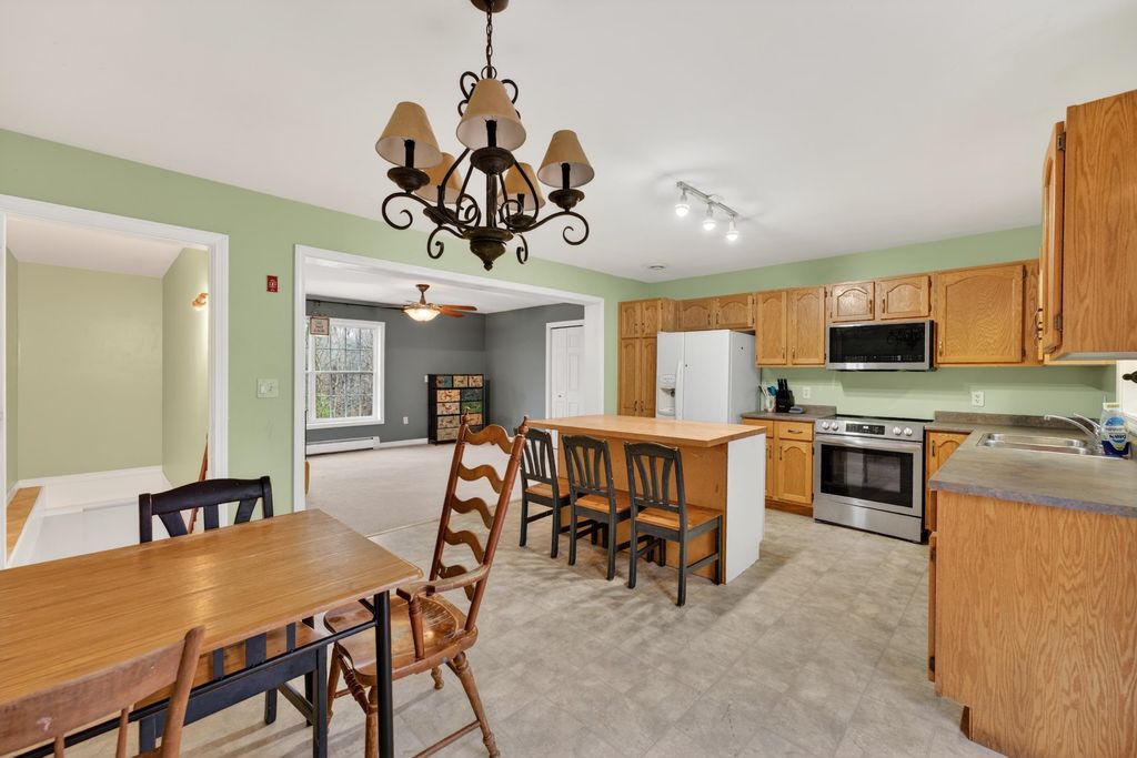 61 Forest Glen, Littleton, NH - View 5