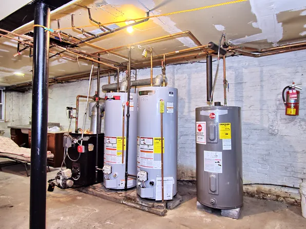 3299 Fulton Street image 19 of 21