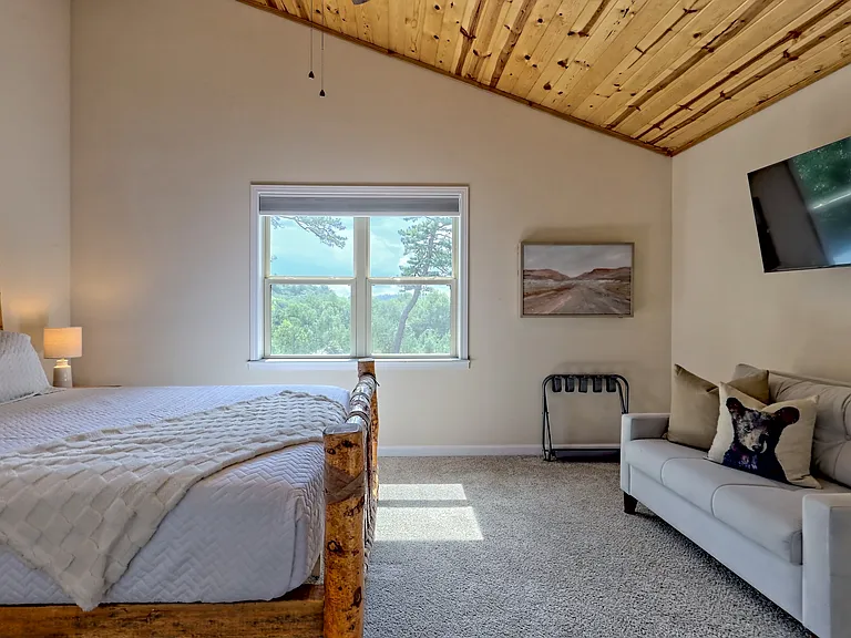 112 John English Dr — Photo 44