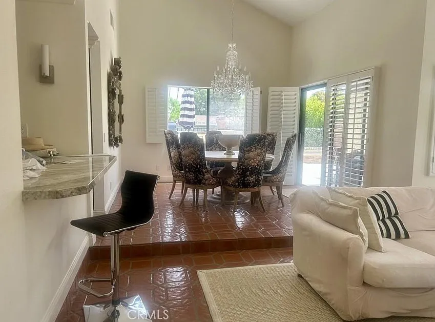 3 bed, 2.5 bath, 2116 sqft, $3,700 — Photo 3