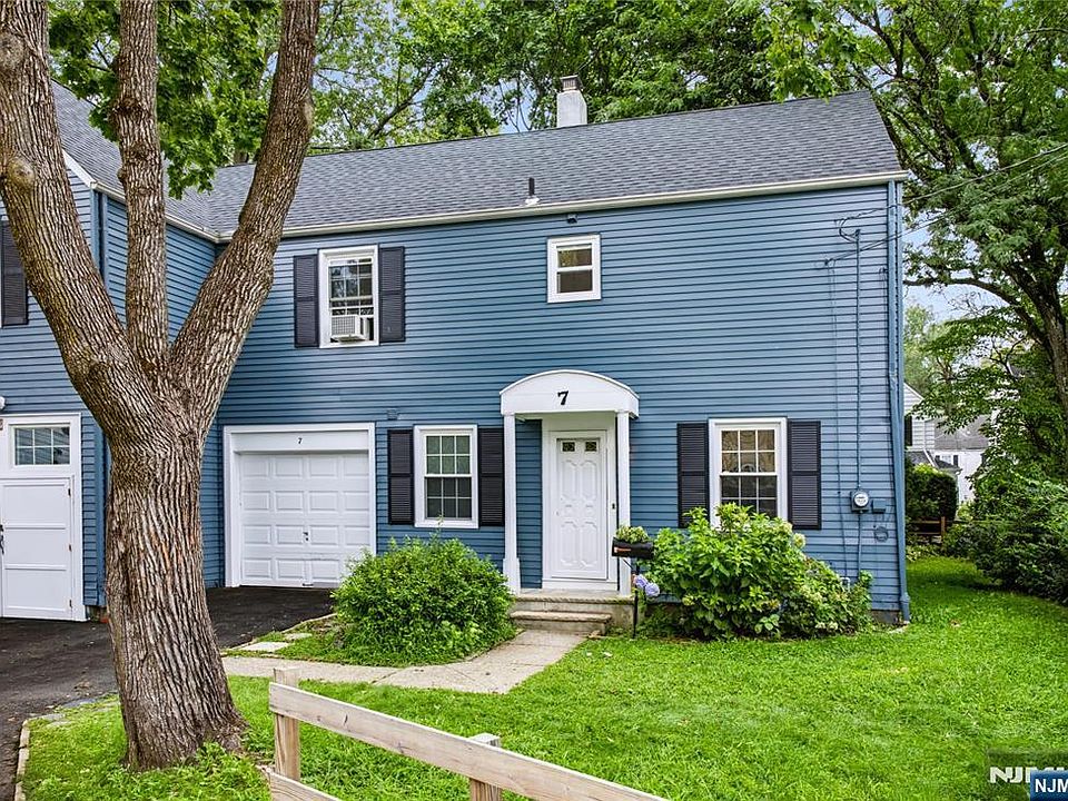 1st image of 7 Burnham Pl