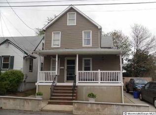22 Smith St, Sayreville, NJ 08872