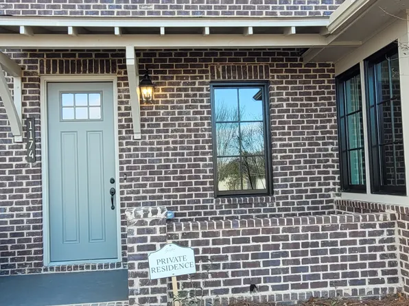 1174 Windsor Sq, Hoover, AL 35242