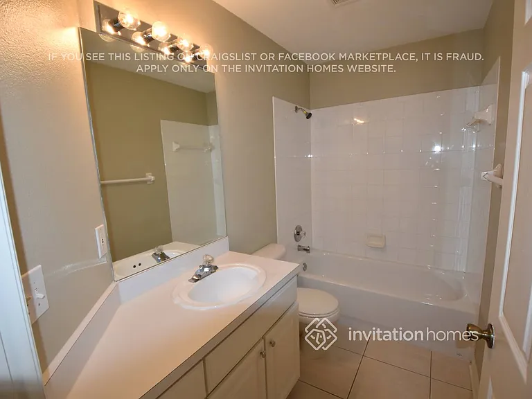 4635 Sanibel Way — Photo 18