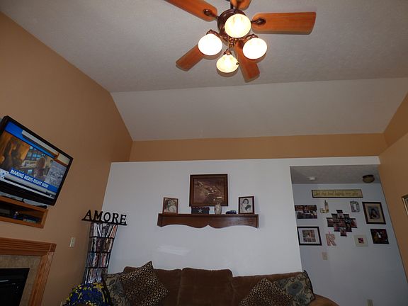 4th image of 5081 Owen St