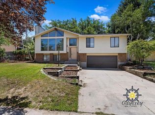 2066 E 10095 S, Sandy, UT 84092