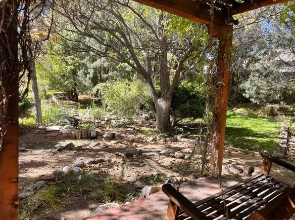 229 Ashley Ln, Corrales, NM 87048