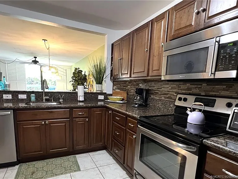 9940 S Ocean Dr #6 — Photo 13